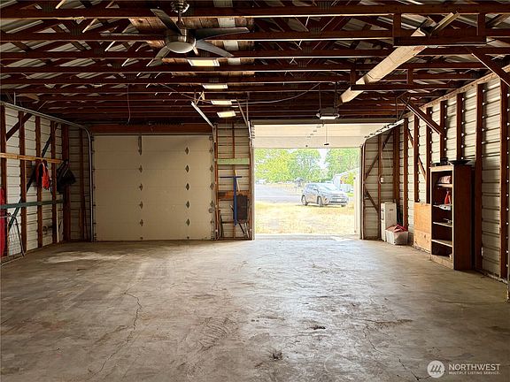 2nd image of 120 E Lewis Street