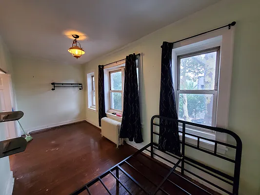 Rented by Mega Homes Realty INC | media 22