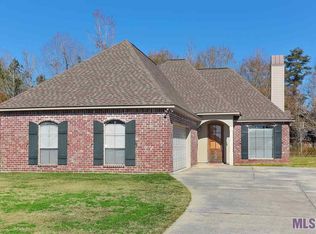 9975 Garden Oaks Ave, Denham Springs, LA 70706