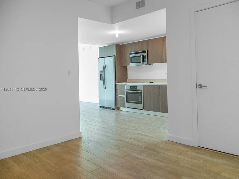 1600 SW 1st Ave #401 — Photo 25