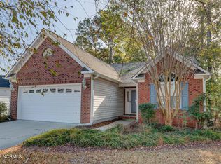 208 Waters Point Ct, Wilmington, NC 28412