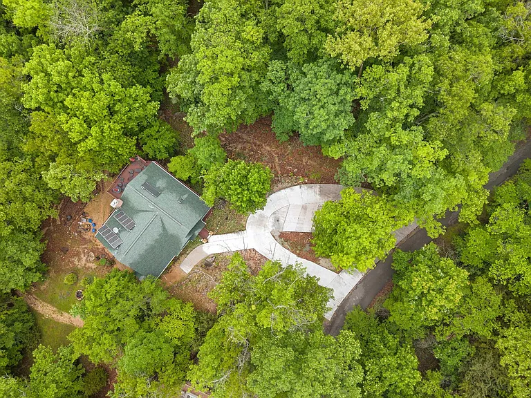 366 Lakeside Rd #ID1221805P — Photo 26