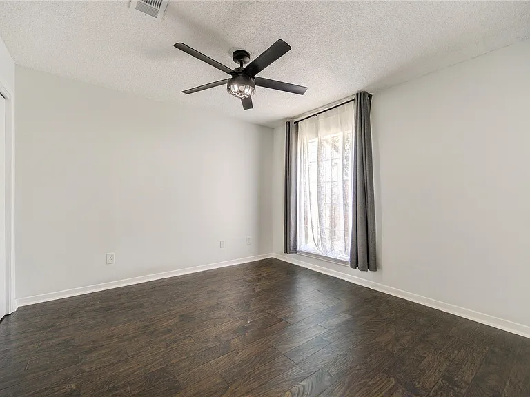 7965 Kendalia Dr — Photo 26