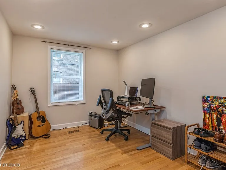 1426 N Greenview Ave #1 — Photo 5