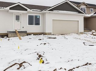 2620 River Ridge Rd, Des Moines, IA 50320