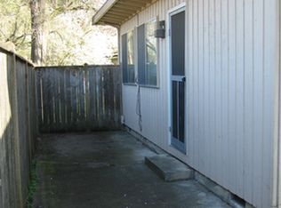 1025 1/2 Maxwell Rd, Eugene, OR 97404