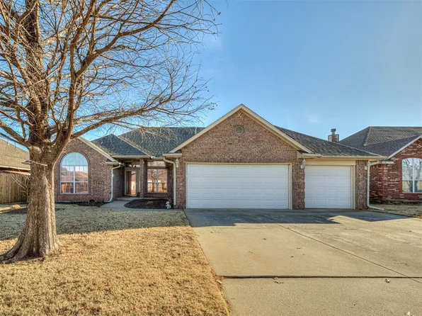 4012 Morning Star Dr, Yukon, OK 73099