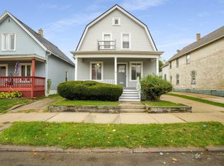 1839 Green St, Racine, WI 53402