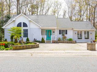 29 Summer Cir, Cape May, NJ 08204