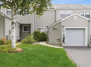 175 Horseshoe Cir, Ossining, NY 10562