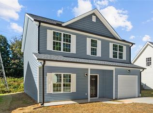 3392 Tinley Park Dr, Winston Salem, NC 27107
