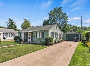 3718 15th Ave, Moline, IL 61265