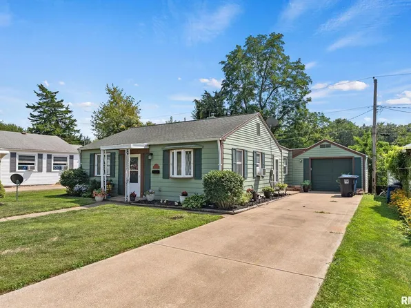 3718 15th Ave, Moline, IL 61265