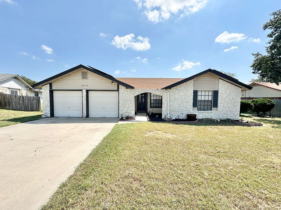 1st image of 2512 Greenbriar Dr
