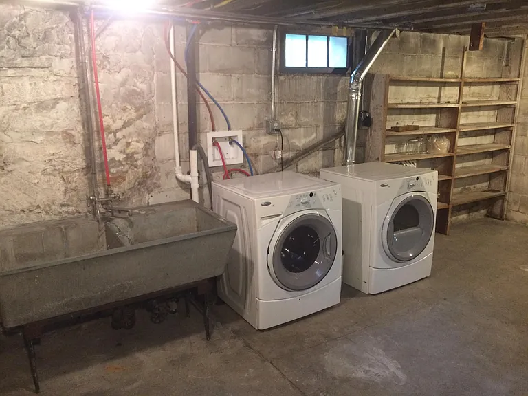 807 E Grand Ave #1 — Photo 8