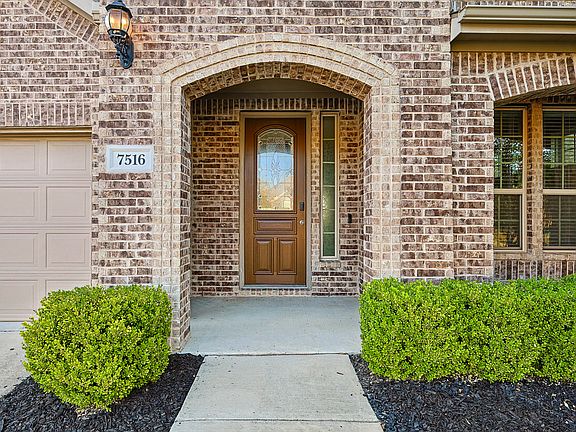 4th image of 7516 W Fork Ln