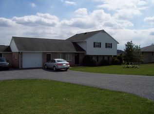 3433 Echo Valley Rd, Manheim, PA 17545