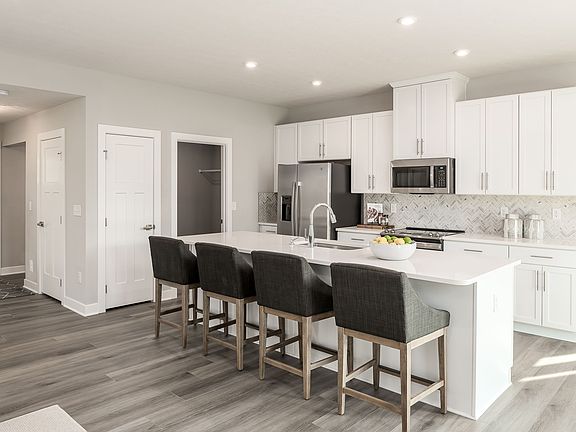 Aviano with Basement