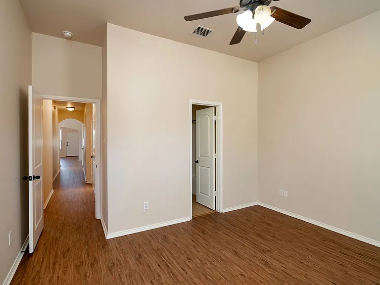 366 Schirra Ct — Photo 11