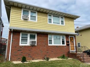 380 Ridgeley St, Perth Amboy, NJ 08861