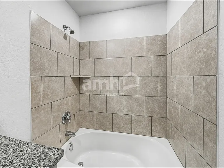 2709 Iberia Ct — Photo 16