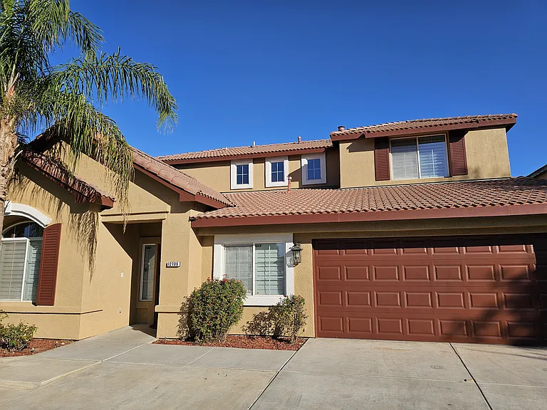 12706 Crystal Cove Ave — Photo 4