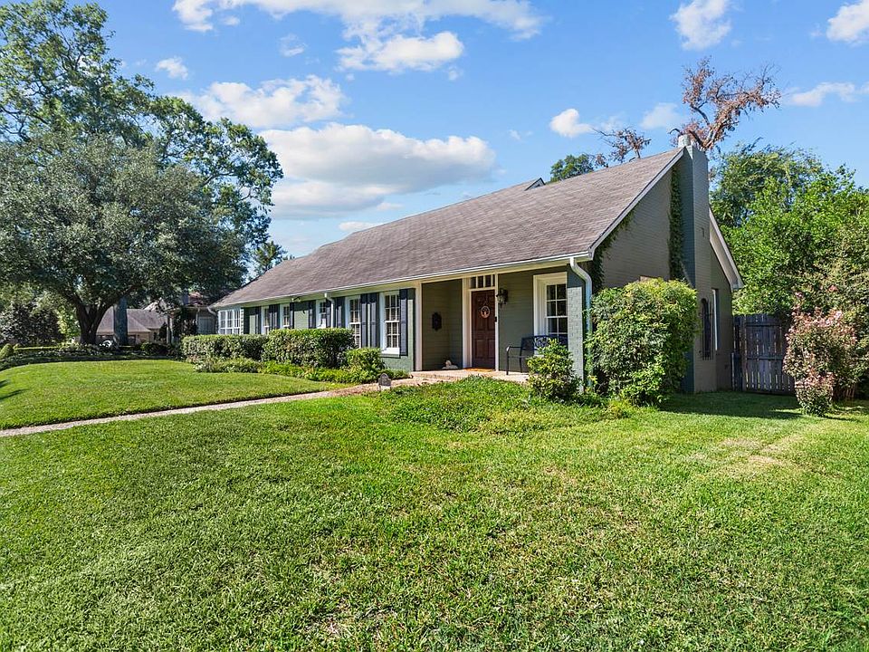 2017 Hilltop Dr, Tyler, TX 75701 | Zillow