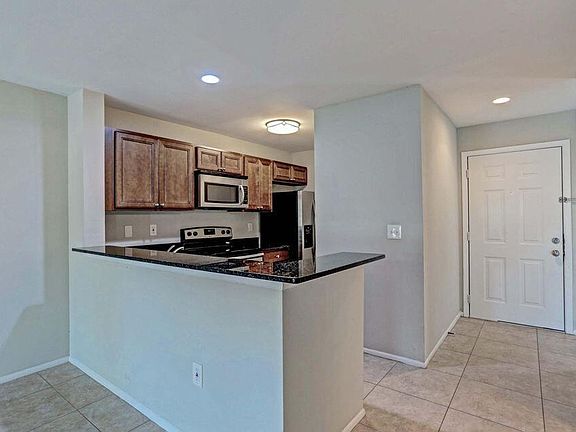 5th image of 4847 Via Palm Lakes #1002