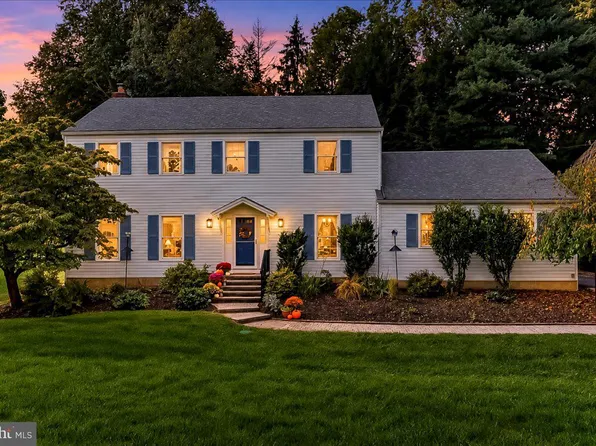980 Windsong Rd, West Chester, PA 19382