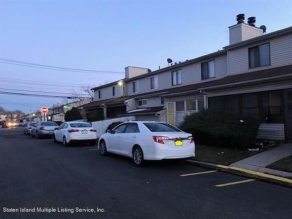 3rd image of 4 Ada Dr #51
