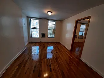 Rented by Danielle Stoller, LREB