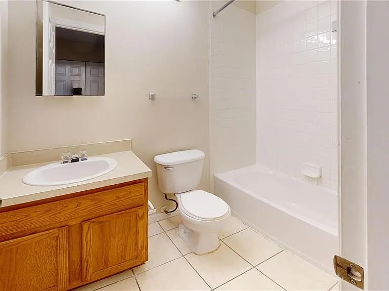 4104 Winding River Way — Photo 21