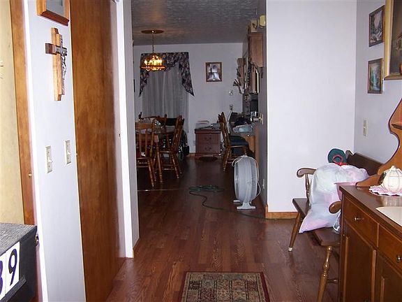 4th image of 239 Lake St