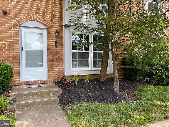 2nd image of 5743 Independence Cir