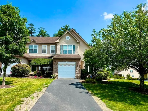 1702 Big Ridge Dr, East Stroudsburg, PA 18302