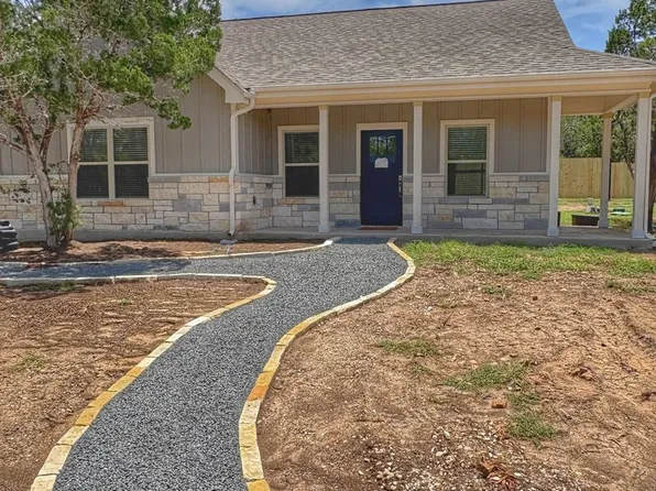 7206 State Highway 16 S #1, Bandera, TX 78003