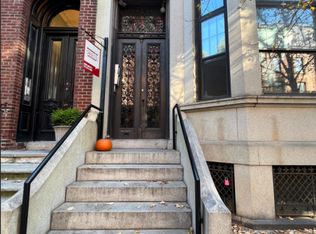 2030 Spruce St APT 4, Philadelphia, PA 19103