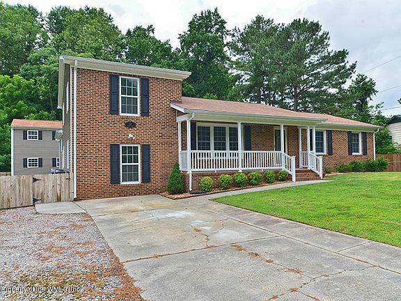 2nd image of 117 Wilson Cir