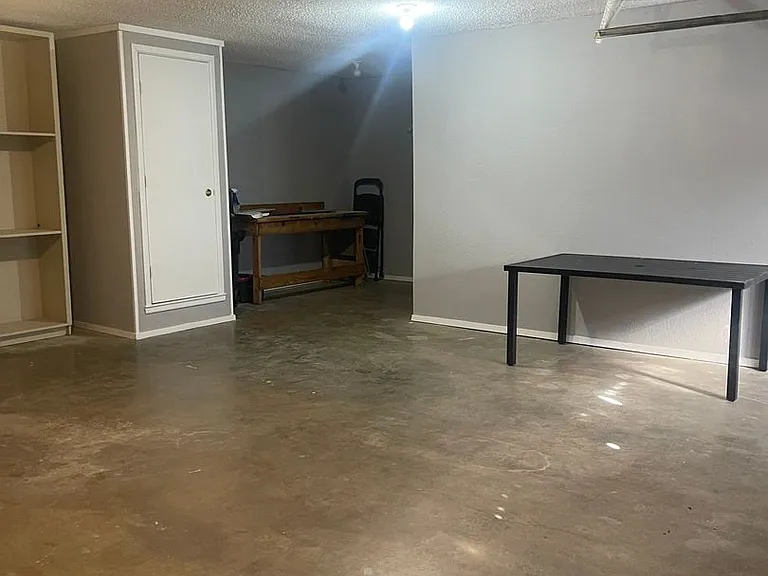 4601 Fordham St — Photo 12