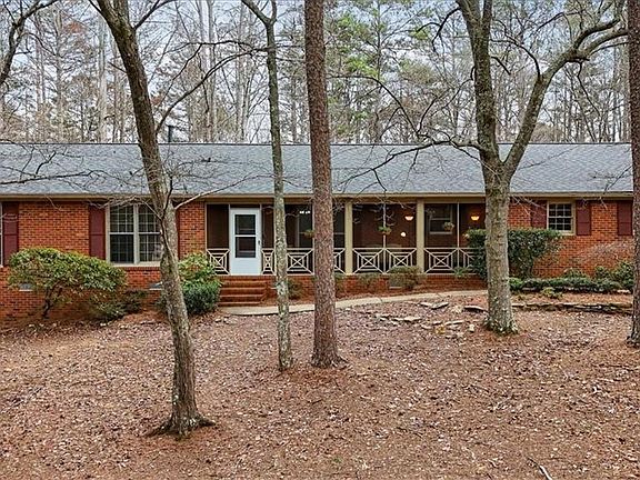 2nd image of 455 M Sanders Rd