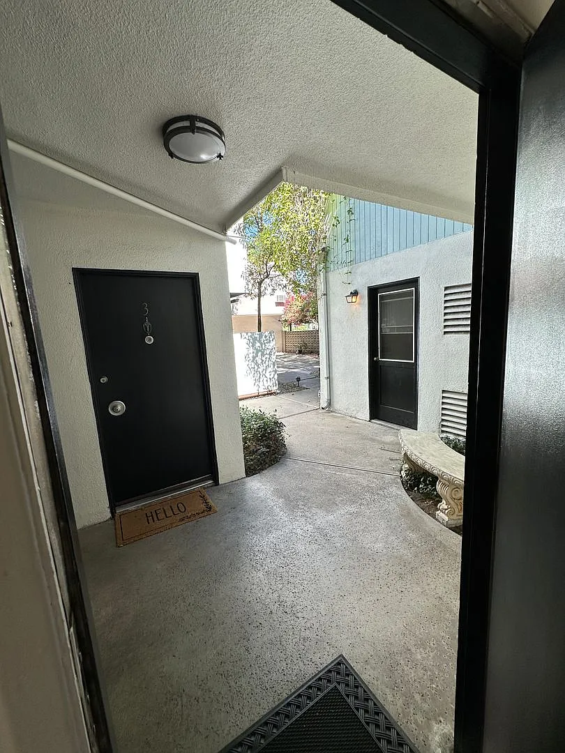 10805 Camarillo Street — Photo 3