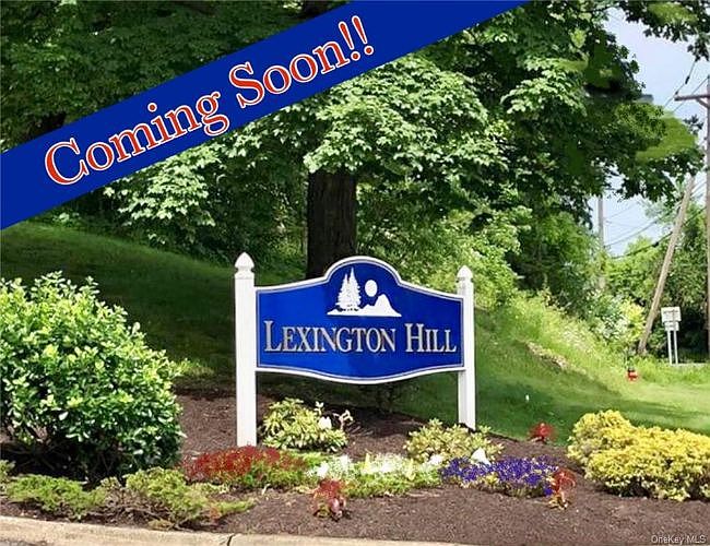 1st image of 18 Lexington Hl Unit 1