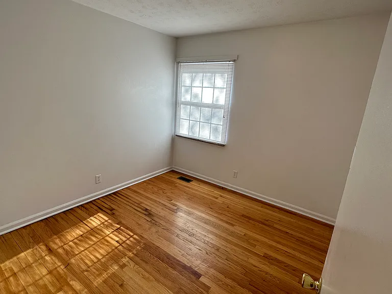 1012 Tranquilla Dr — Photo 11