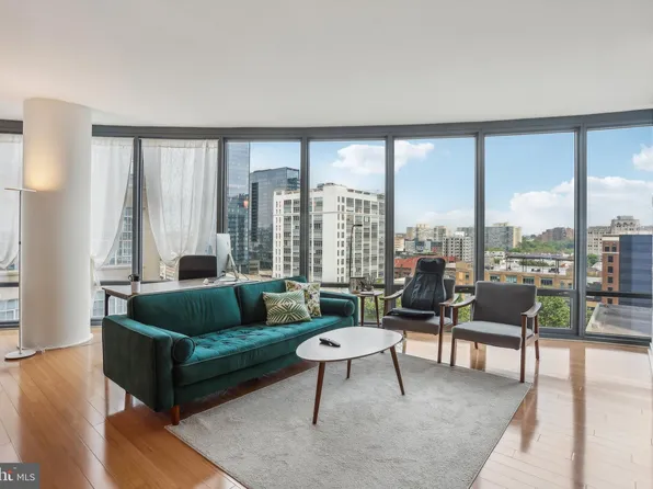 2101 Market St Unit 802, Philadelphia, PA 19103