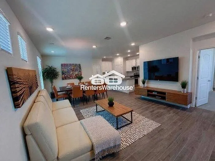 17176 W Corrine Dr — Photo 17