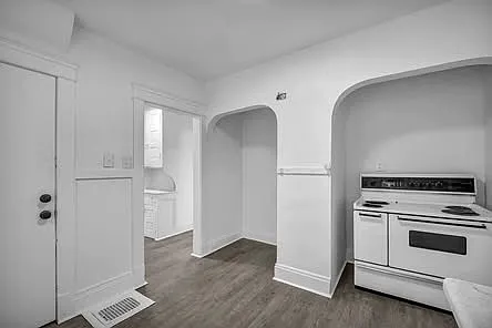 3338 E 119th St — Photo 21