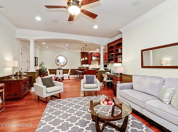 5th image of 1442 W Fullerton Ave APT 2C