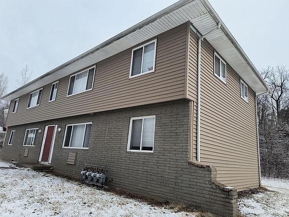 4th image of 1525 N 55th Dr APT A