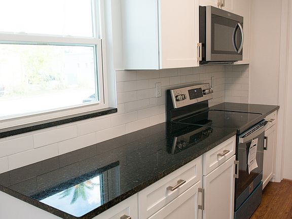 4th image of 4302 W North A St