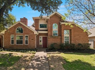 924 McCoy Dr, Irving, TX